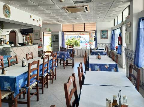 Oportunidade - Restaurante à Venda em Santa Eulália.