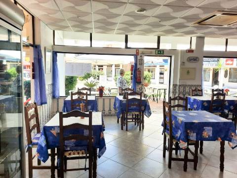 Oportunidade - Restaurante à Venda em Santa Eulália.