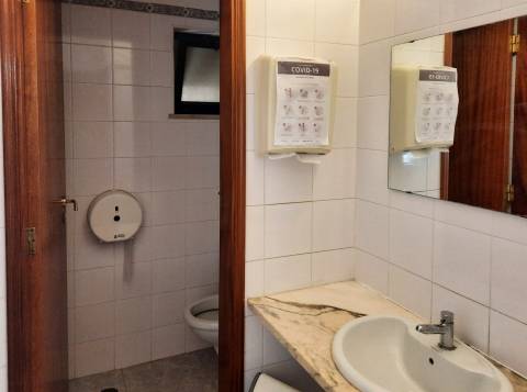 Oportunidade - Restaurante à Venda em Santa Eulália.