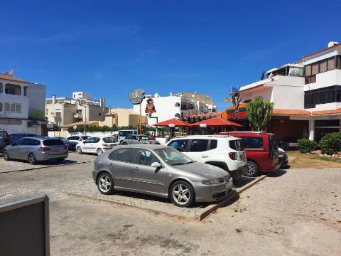 Oportunidade - Restaurante à Venda em Santa Eulália.