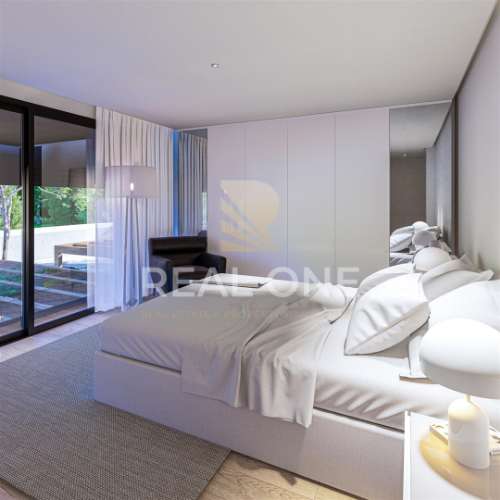 Moradia T4 com piscina privada em Empreendimento Novo de Luxo, Montenegro