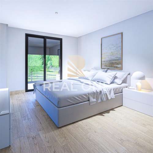 Moradia T4 com piscina privada em Empreendimento Novo de Luxo, Montenegro