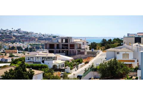 Villa privada nas Semarias - Galé , com 2.000 m2 de terreno