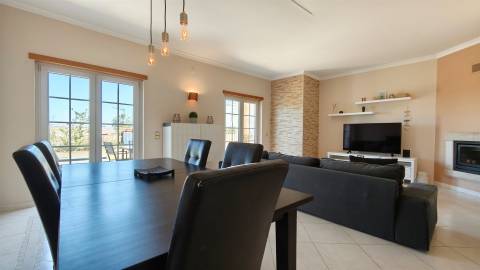 Moradia privada com 3 quartos e vista mar na Balaia