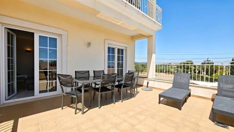 Moradia privada com 3 quartos e vista mar na Balaia