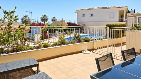 Moradia privada com 3 quartos e vista mar na Balaia