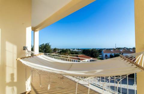 Moradia privada com 3 quartos e vista mar na Balaia