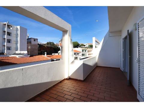 Apartamento em Olhos de Agua a poucos metros da praia