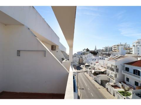 Apartamento em Olhos de Agua a poucos metros da praia