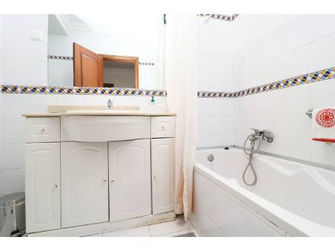 Apartamento em Olhos de Agua a poucos metros da praia