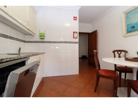 Apartamento em Olhos de Agua a poucos metros da praia