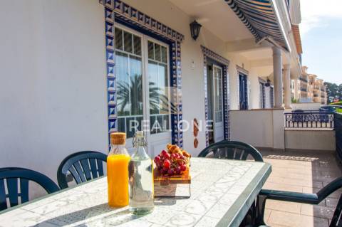 Apartamento com vista mar na praia da oura