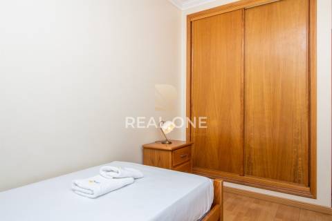 Apartamento com vista mar na praia da oura