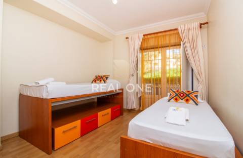 Apartamento com vista mar na praia da oura