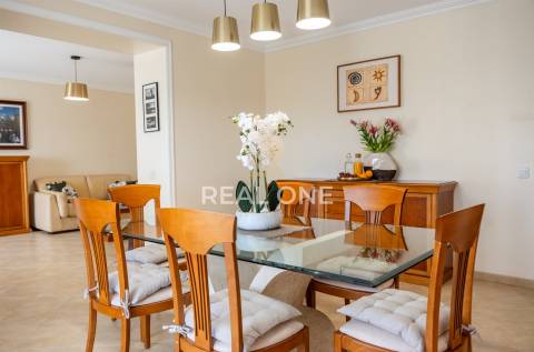 Apartamento com vista mar na praia da oura