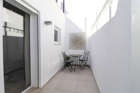 Moradia Remodelada próxima das Praias dos Salgados e Galé