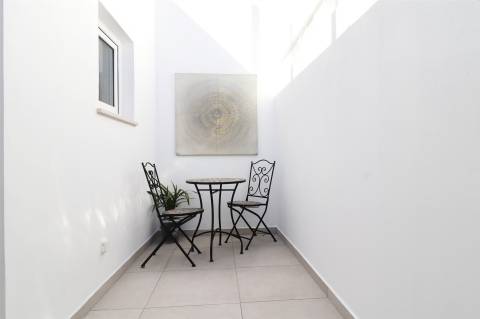 Moradia Remodelada  próxima das Praias dos Salgados e Galé