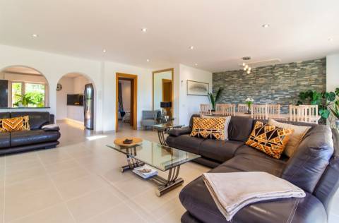 Charmosa Villa privada em lote de 2.630 m2