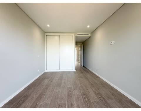 Apartamento T2 Venda em Montenegro,Faro