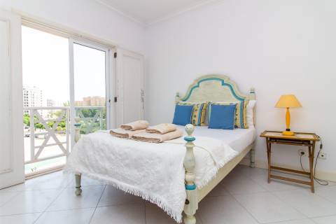 Apartamento T3 com Vista Mar e Marina – Vilamoura