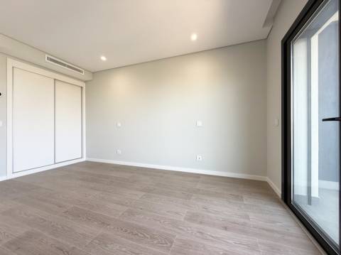 Apartamento T3 Venda em Montenegro,Faro