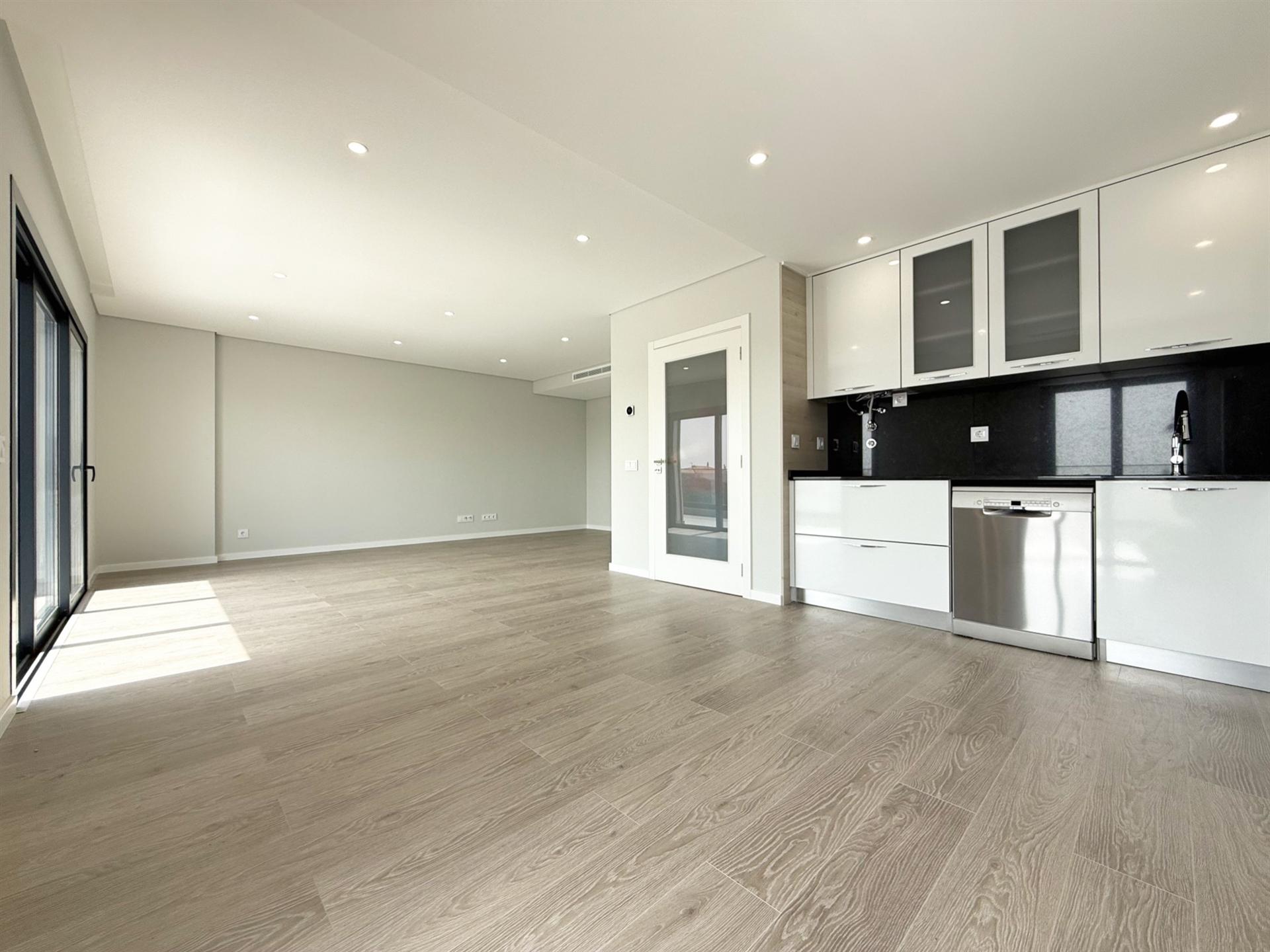 Apartamento T3 Venda em Montenegro,Faro