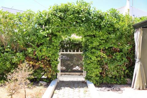 Charmosa Moradia Jardim Privativo e Piscina – a Poucos Minutos da Praia