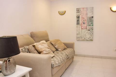 Charmosa Moradia Jardim Privativo e Piscina – a Poucos Minutos da Praia