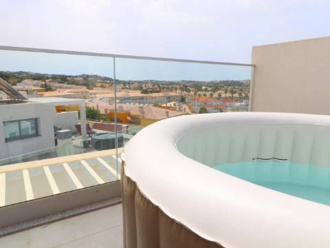 EXCLUSIVO - Moradia com vista Mar - "Vistas Mar Villas"