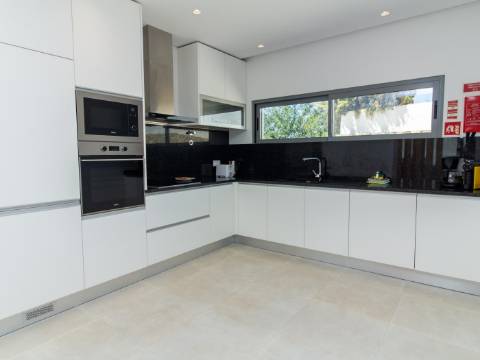 EXCLUSIVO - Moradia com vista Mar - "Vistas Mar Villas"