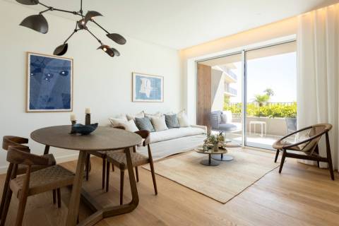 Luxuoso Apartamento T2 com Vista Mar a 200m da Praia – Forte Novo