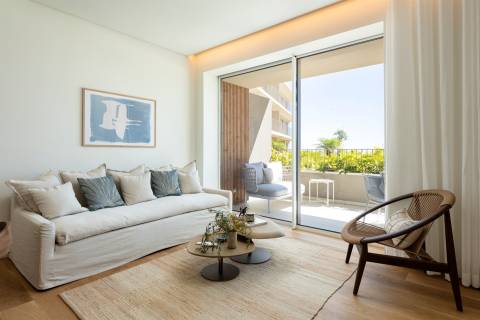 Luxuoso Apartamento T2 com Vista Mar a 200m da Praia – Forte Novo