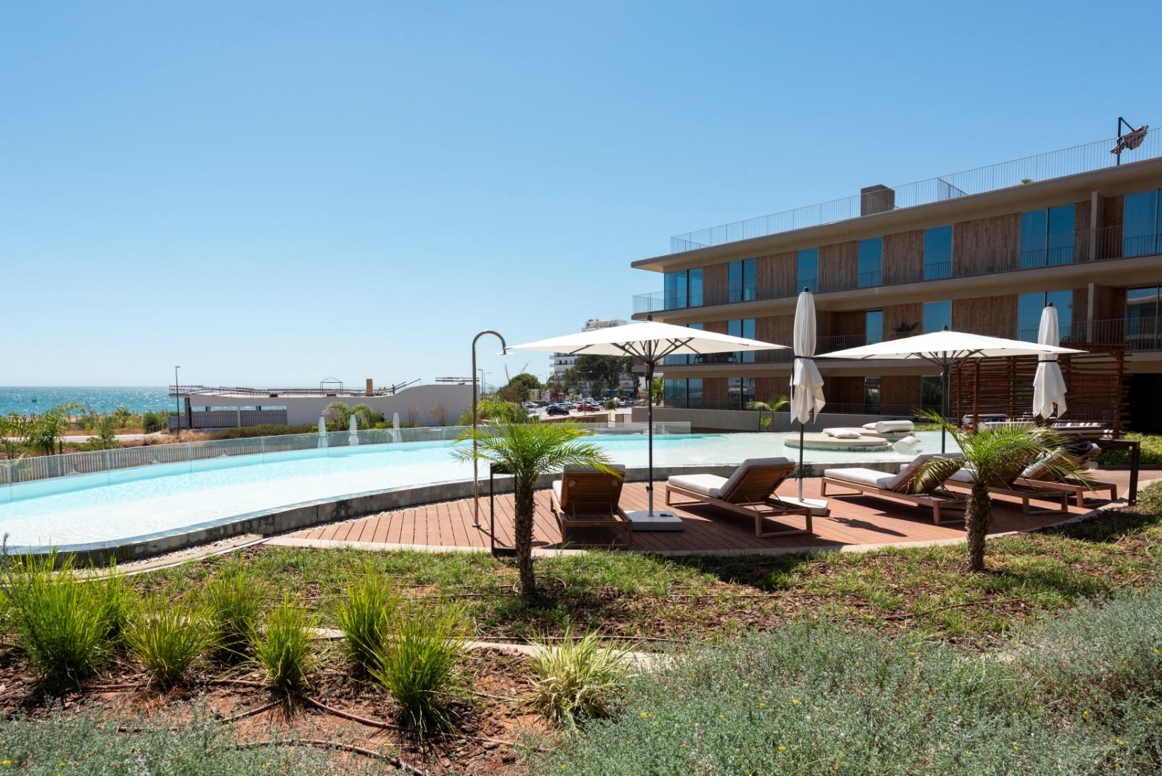 Luxuoso Apartamento T2 com Vista Mar a 200m da Praia – Forte Novo