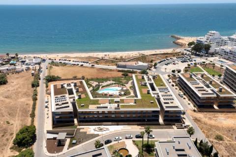 Luxuoso Apartamento T2 com Vista Mar a 200m da Praia – Forte Novo