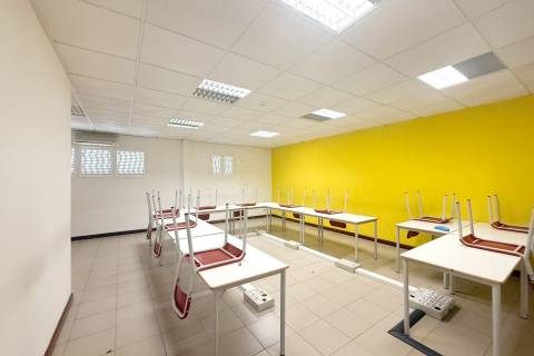 Loja em Albufeira com 206 m2