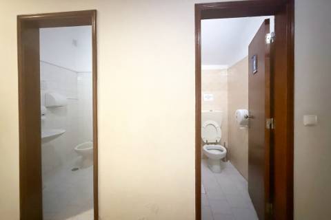 Loja em Albufeira com 206 m2