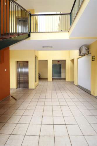 Loja no centro de algoz