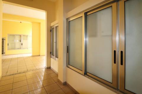 Loja no centro de algoz