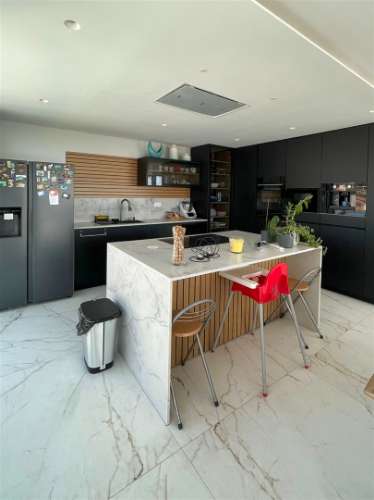 Moradia T4 Venda em Vialonga,Vila Franca de Xira