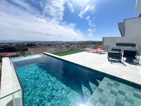 Moradia T4 Venda em Vialonga,Vila Franca de Xira