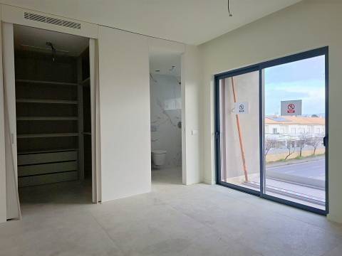 MORADIA GEMINADA DE LUXO – OLHOS DE ÁGUA, ALBUFEIRA