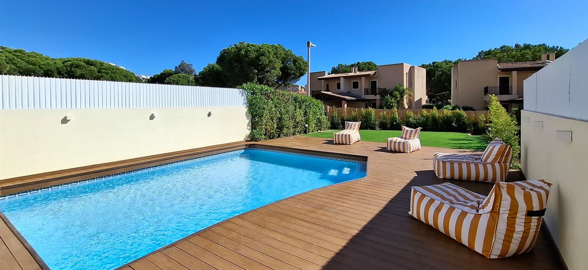 Vilamoura, Moradia com piscina privada, perto de Golfe