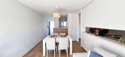 Apartamento T2 com vista mar