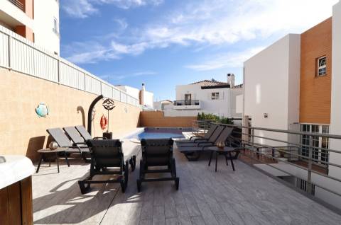 Moradia V3+1 Com Piscina e Garagem