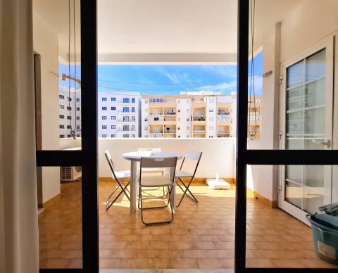 Apartamento a 600m da Praia de Quarteira