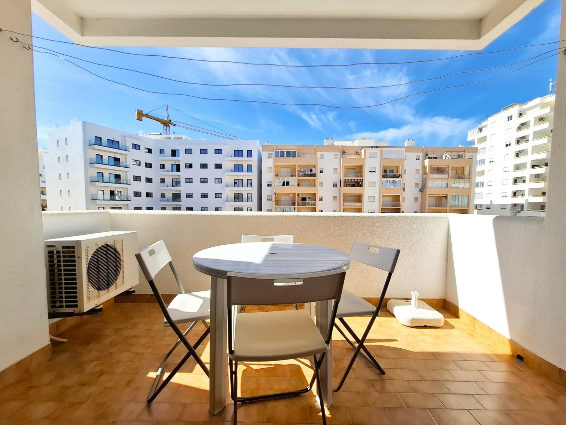 Apartamento a 600m da Praia de Quarteira