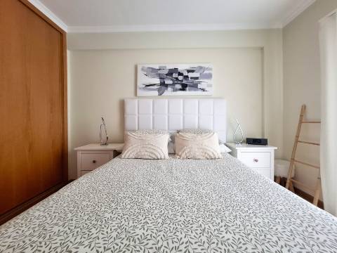 Apartamento T2 a 600m da Praia de Quarteira