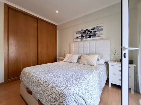 Apartamento T2 a 600m da Praia de Quarteira