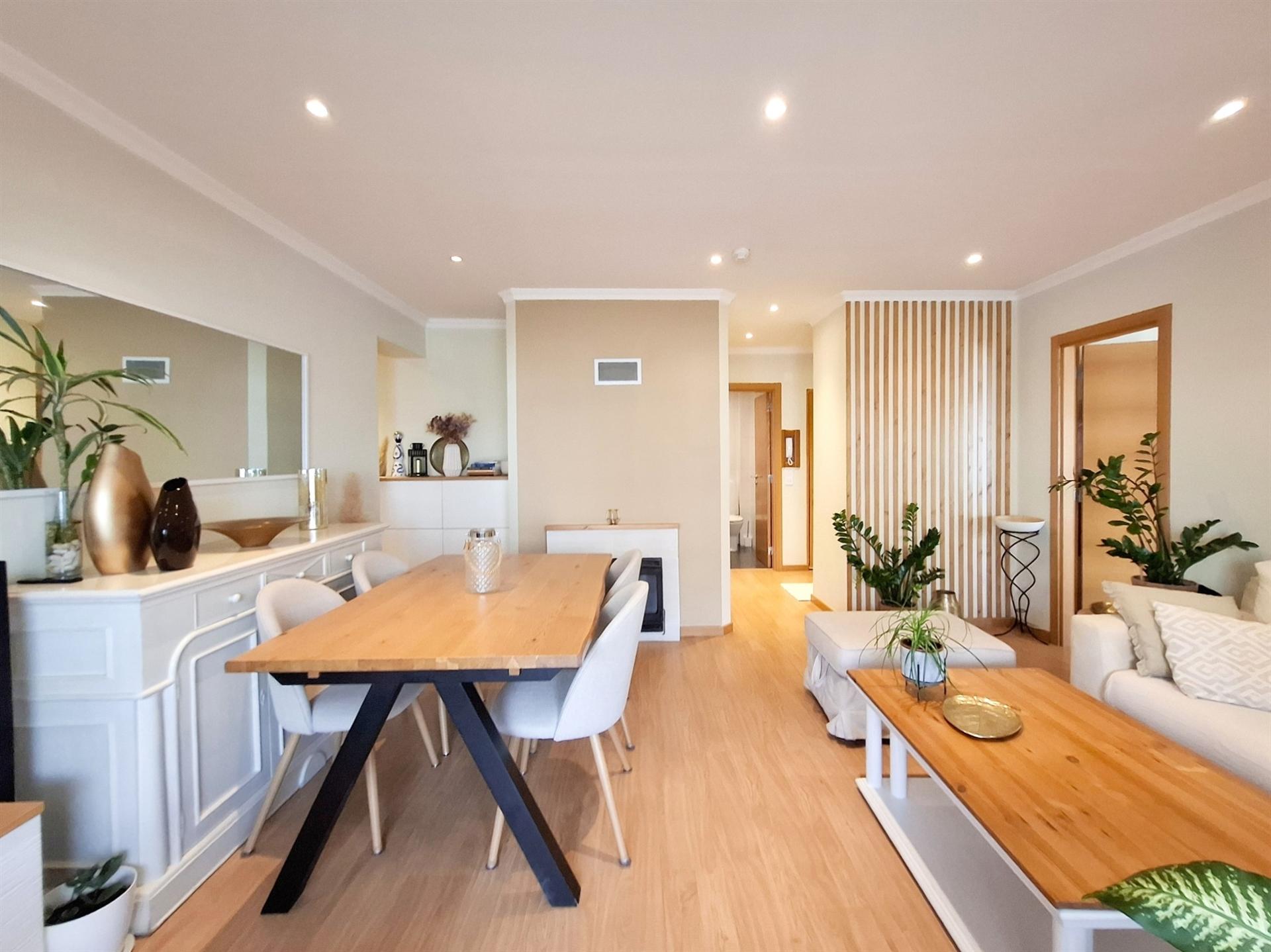 Apartamento T2 a 600m da Praia de Quarteira