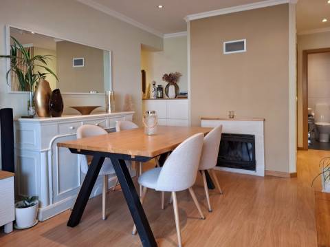 Apartamento T2 a 600m da Praia de Quarteira